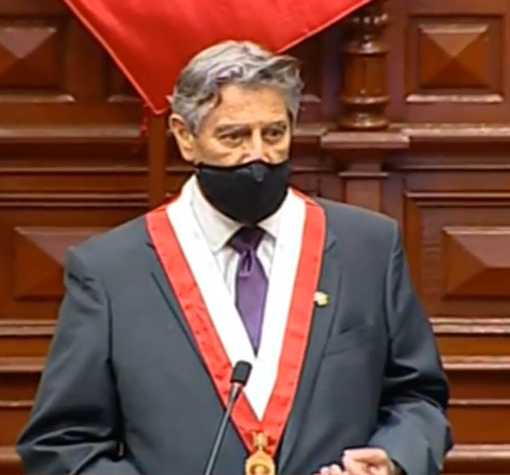 Francisco Sagasti es elegido por el Congreso como nuevo presidente de Perú