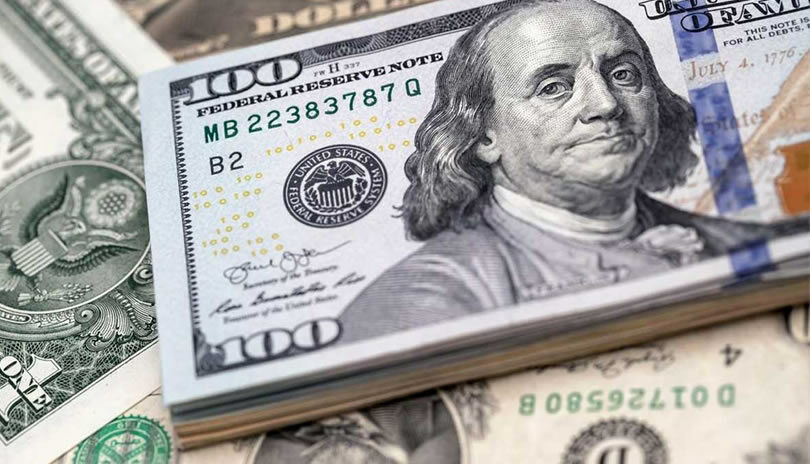 El dólar llegó este jueves a su menor nivel de los últimos seis meses $787, pasado las 13:30 horas promediaba $789, por motivos de Convención Constitucional y posibilidad quinto retiro