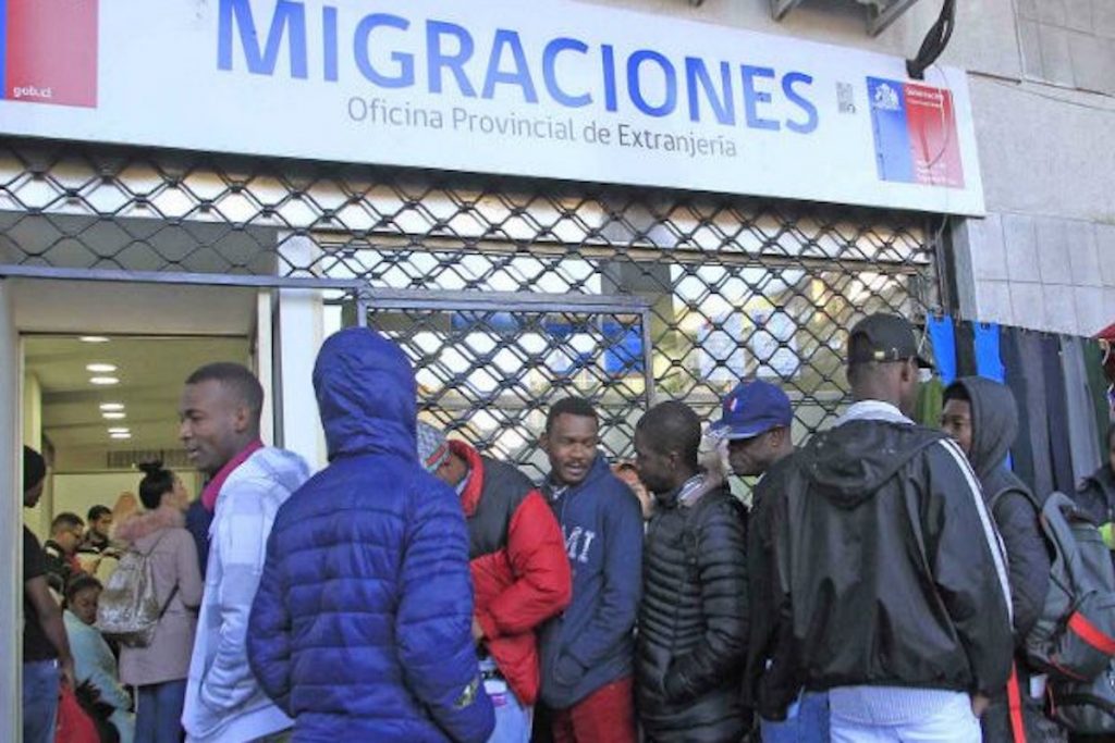 Extranjeros son casi 2 millones en Chile