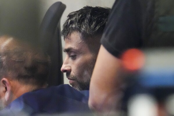 Corte de Apelaciones revocó la prisión preventiva contra Jorge Valdivia